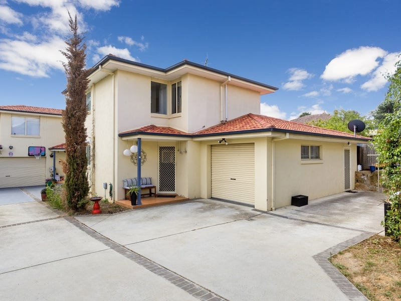 2/31 Ross Road, Queanbeyan, NSW 2620 Property Details