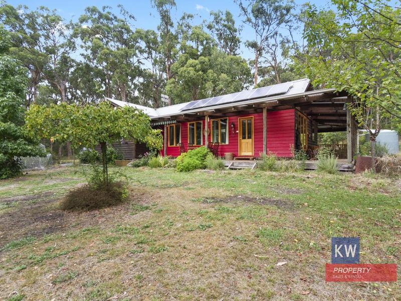 20 Explorers Road, Yinnar South, VIC 3869