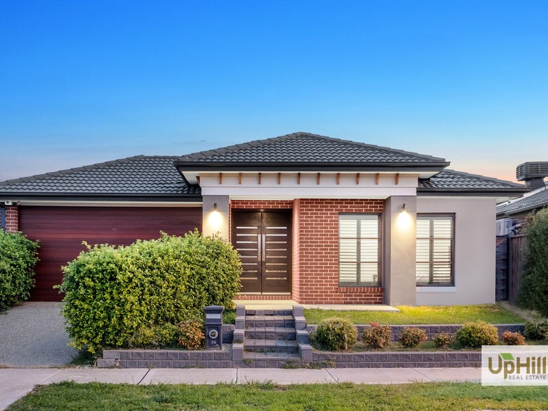 36 Hollywell Road, Clyde North, VIC 3978 - realestate.com.au