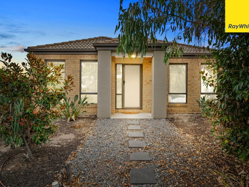 13 Salerno Crescent, Doreen, Vic 3754 Property Details