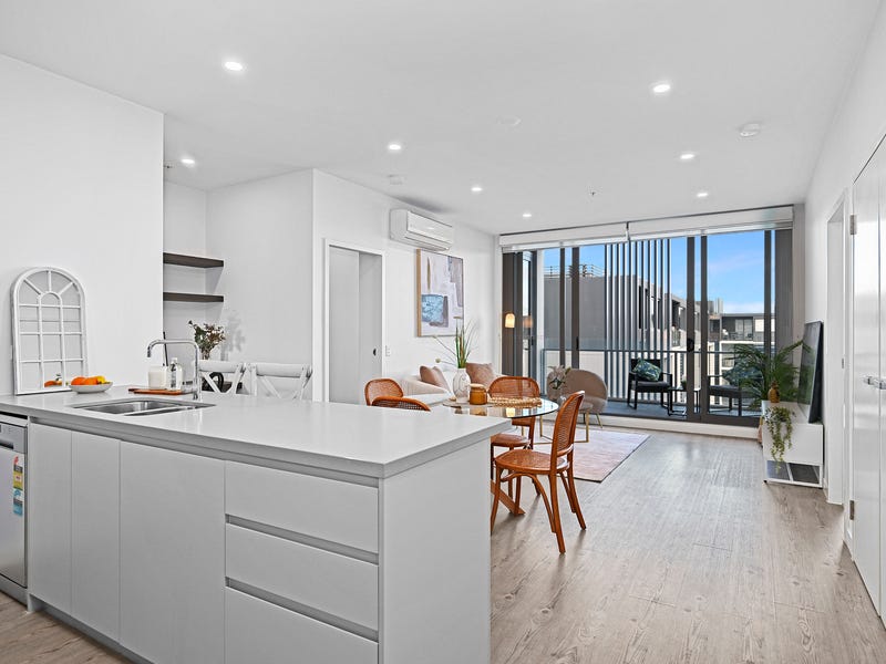 910/10 Aviators Way, Penrith, NSW 2750 Apartment for Sale