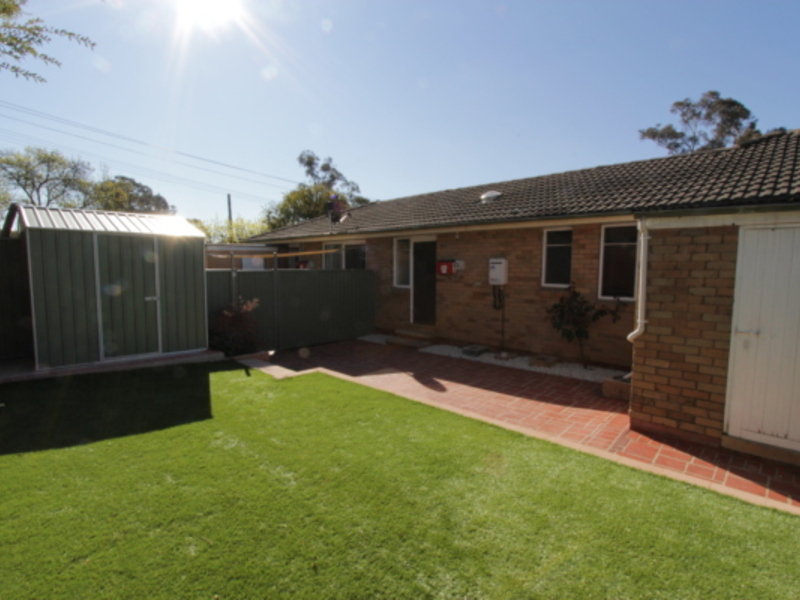 2/2 Gerald Street, Queanbeyan, NSW 2620