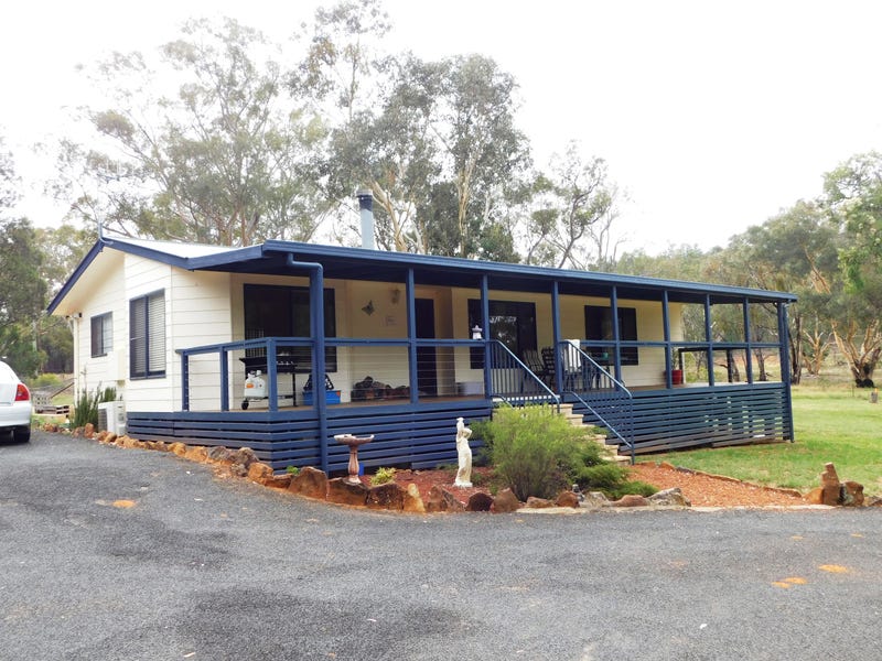 81 Koala Cres, Coonabarabran, NSW 2357
