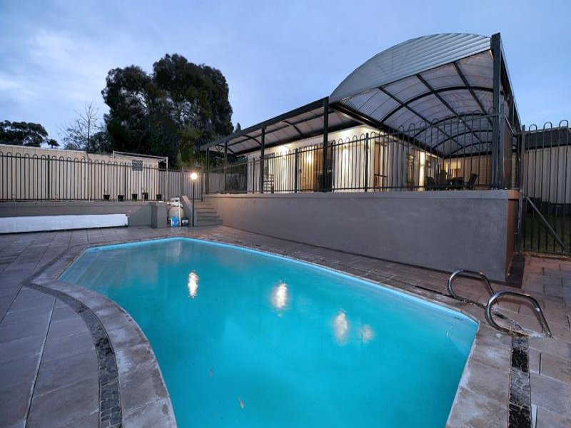 17 Barclay Avenue, Padbury, WA 6025