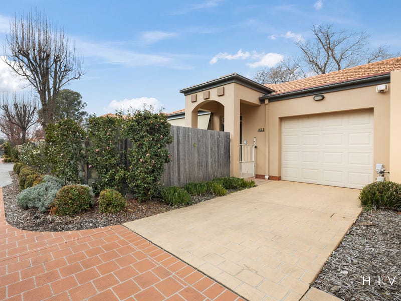 11/21 Keira Street, Narrabundah, ACT 2604 Townhouse for Sale
