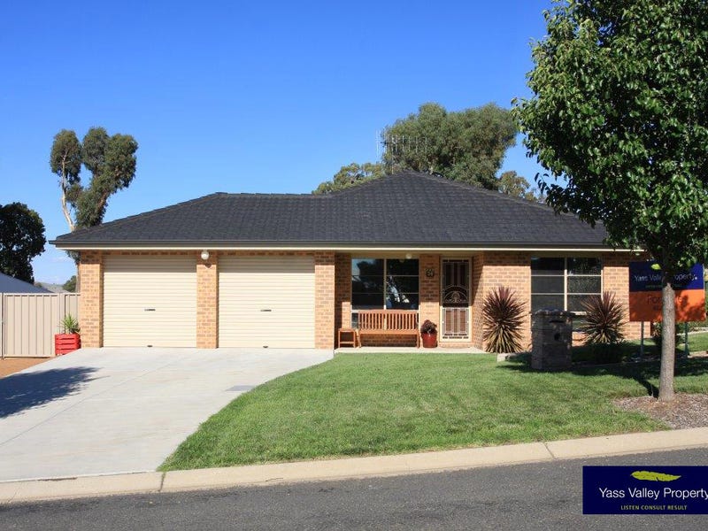 24 McKenna Avenue, Yass, NSW 2582 Property Details