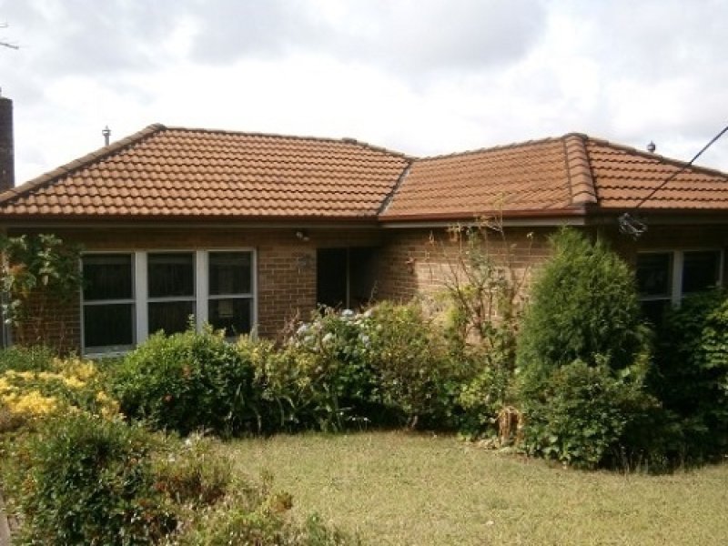 12 Olive Crescent, Peakhurst, NSW 2210 Property Details