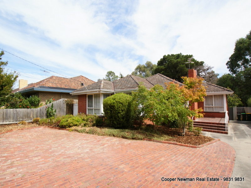 18 Glengarry Avenue, Burwood, Vic 3125 Property Details