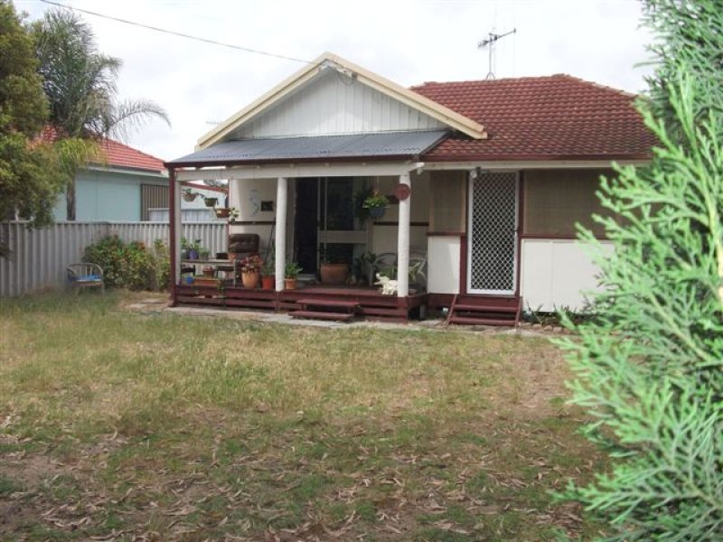 17 Armstrong, Cranbrook, WA 6321 Property Details