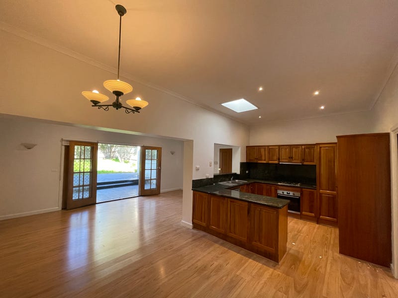 24 Cascade St, Balwyn North, Vic 3104 House for Rent