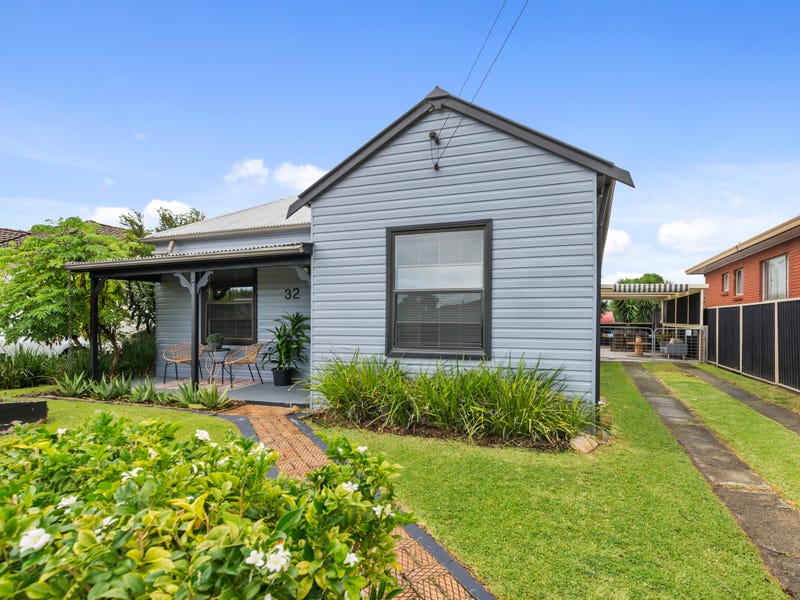 32 Gray Street, Woonona, NSW 2517 Property Details