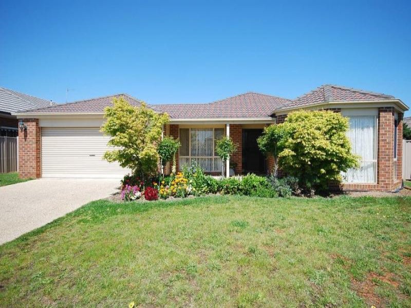 25 Belltower Avenue, Alfredton, Vic 3350 Property Details