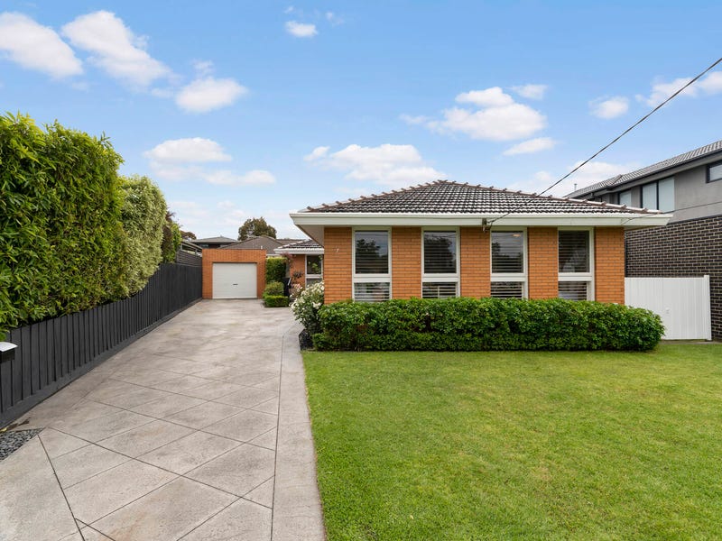 7 Lilian Court, Beaumaris, Vic 3193 Property Details