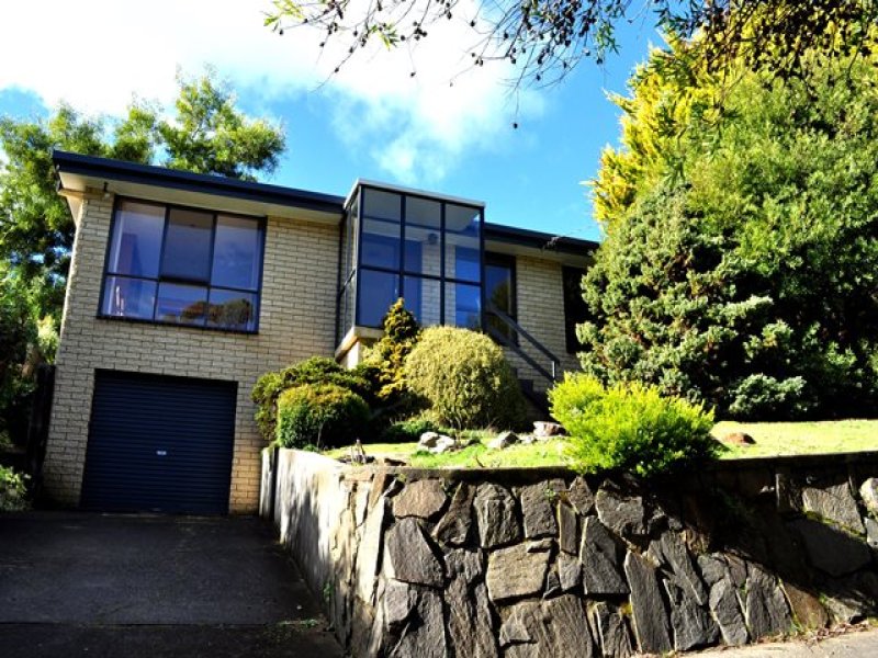 60 Surrey Street, Devonport, TAS 7310