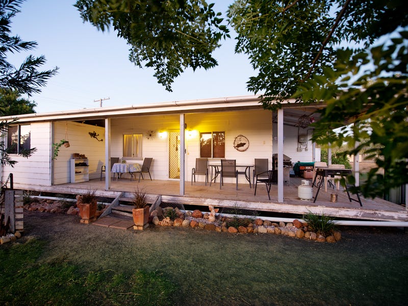 60 Alice Street, Mitchell, QLD 4465