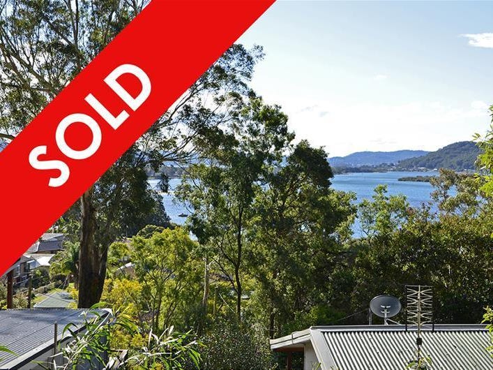 9 Bayview Crescent, Blackwall, NSW 2256 Property Details