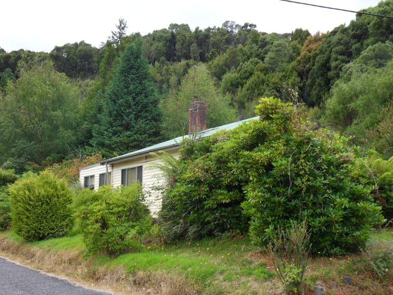 11 Lovett Street, Queenstown, TAS 7467