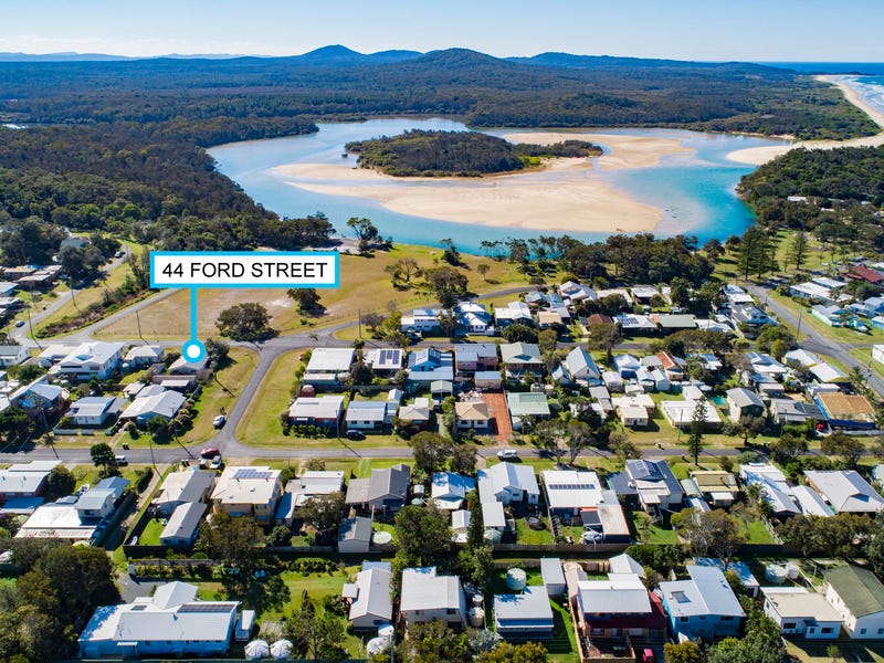 44 Ford Street, Red Rock, NSW 2456