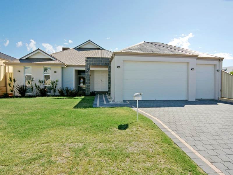13 Tamar Break, Madora Bay, WA 6210