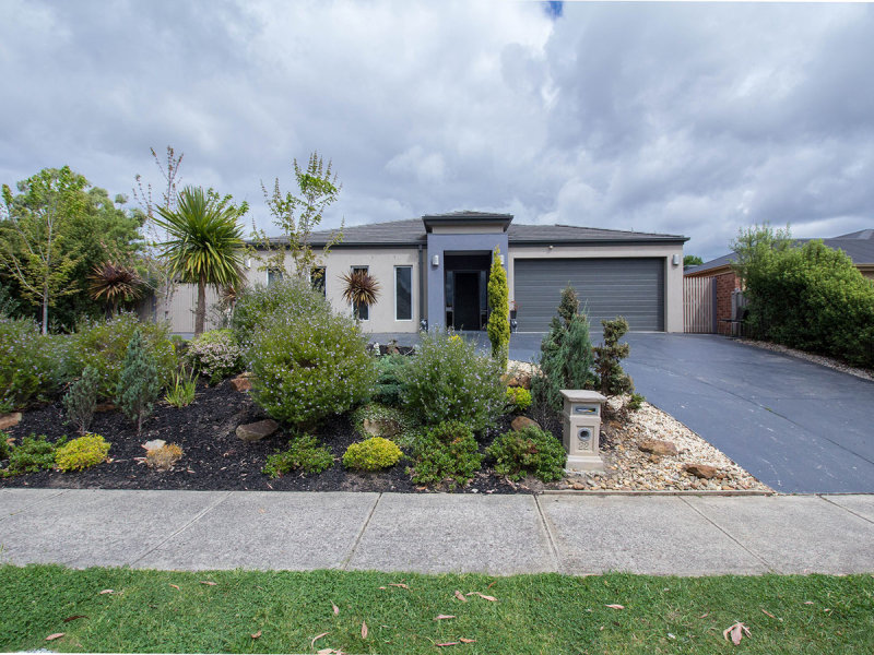 22 Flame Robin Drive, Langwarrin, Vic 3910 Property Details
