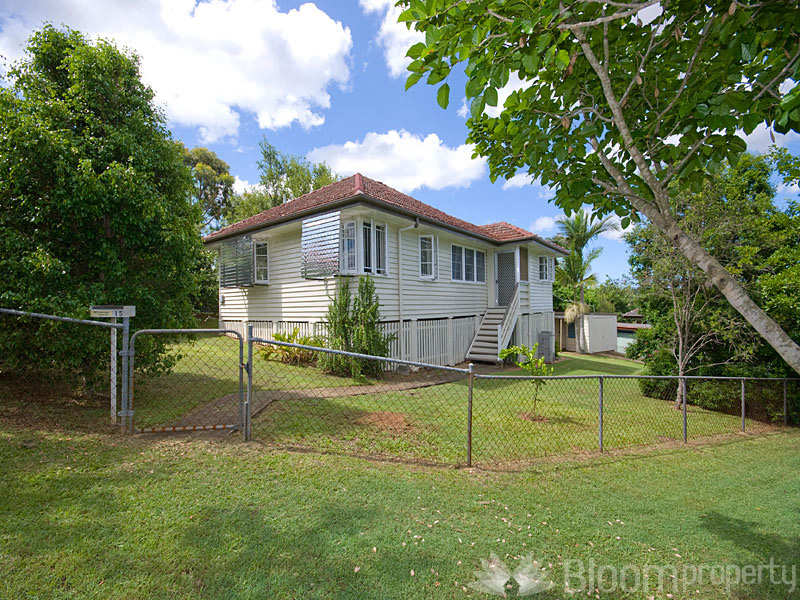 15 Casey Street, Keperra, QLD 4054