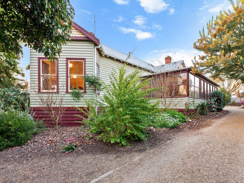 202 Johnson Street, Maffra, Vic 3860 Property Details