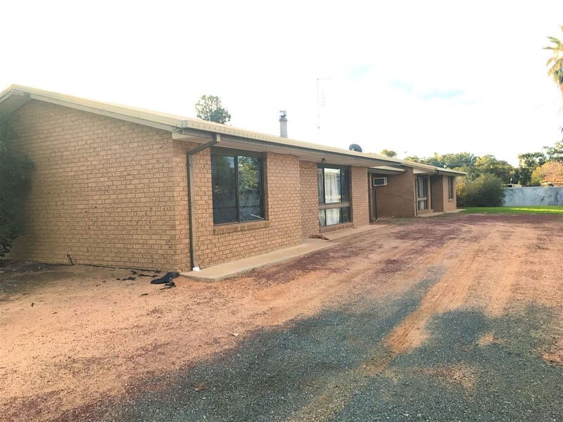 12/345 Moama Street, Hay, NSW 2711 Property Details