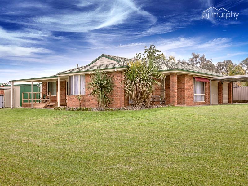 6 Gentle Road, Tangambalanga, VIC 3691