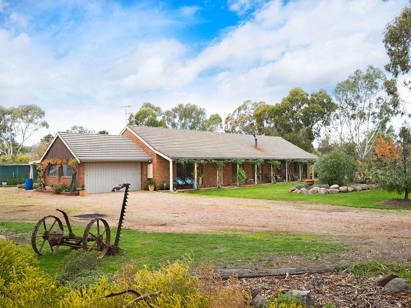 1610 Baringhup Eddington Road, Baringhup, Vic 3463 Property Details