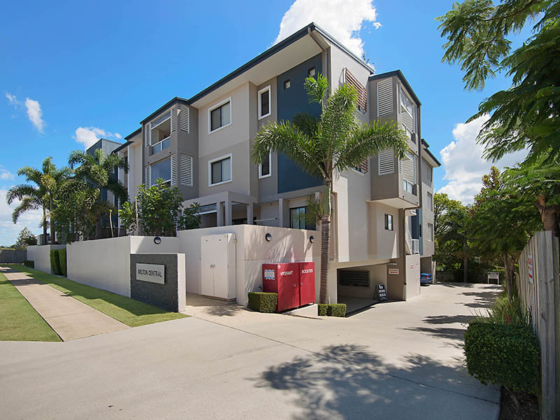 8-16-melton-road-nundah-qld-4012-property-details
