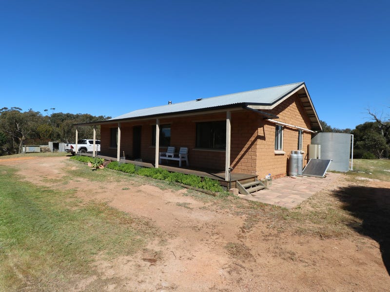 416 Josephine Drive, Wedderburn, Vic 3518 Property Details