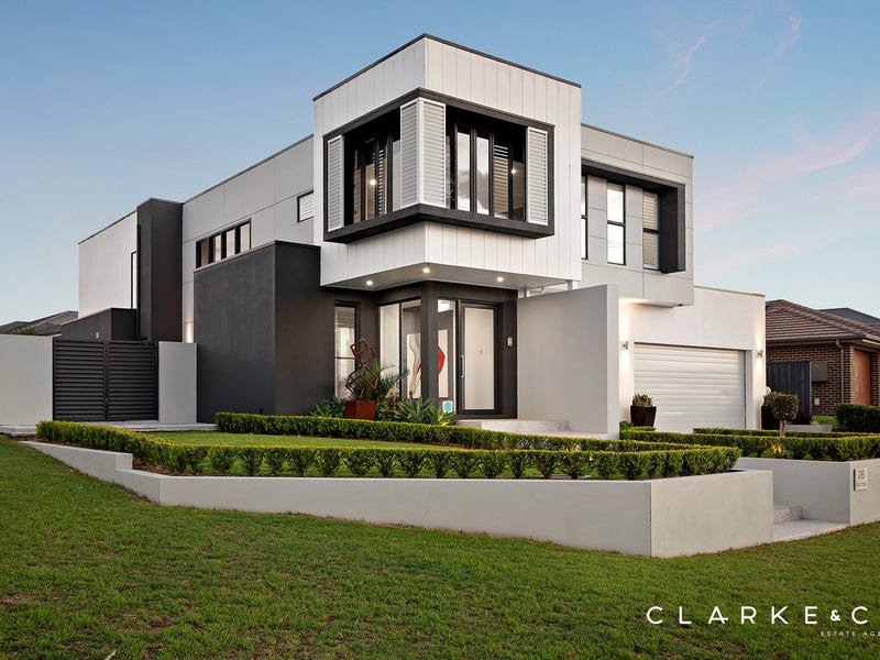 26 Pinchtail Street, Chisholm, NSW 2322