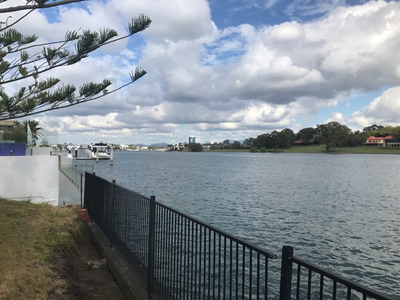 123 Commodore Drive, Surfers Paradise, Qld 4217