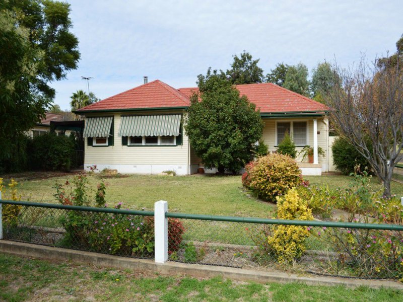 99 Edward Street, Gunnedah, NSW 2380