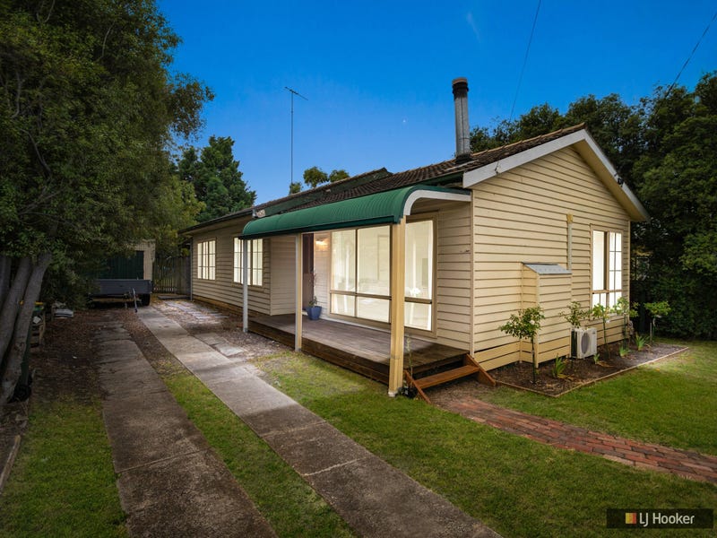 5 Crows Road, Belmont, VIC 3216