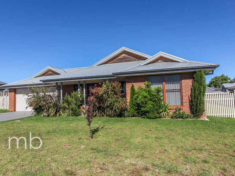 24 Unwin Street, Millthorpe, NSW 2798 Property Details