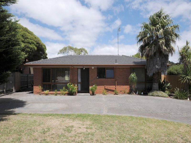 27 Hornsby Drive, Langwarrin, Vic 3910 Property Details