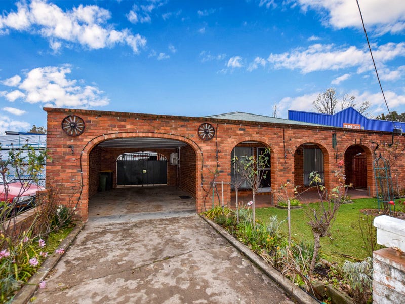 37 Myrtle Street, Myrtleford, VIC 3737