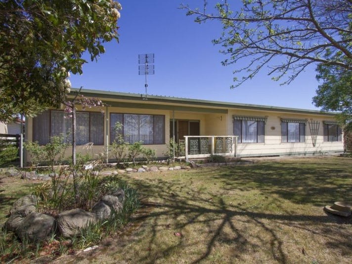 72 Victoria Street, Briagolong, Vic 3860 Property Details