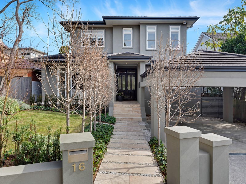 16 Rutland Avenue, Castlecrag, NSW 2068