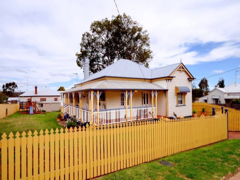 110 Bridge Street, Toowoomba, Qld 4350 Property Details