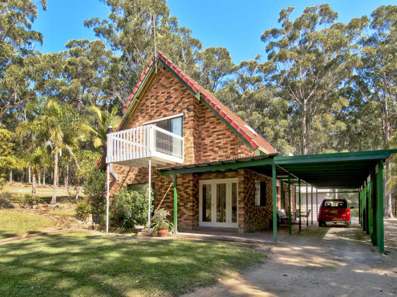 6 Kulla Place, Bonny Hills, NSW 2445