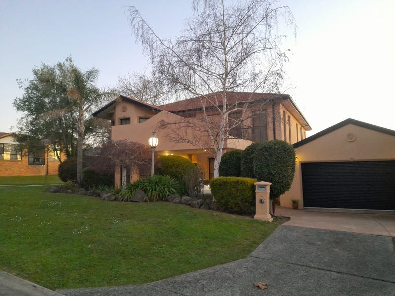 1 SUNRISE COURT, Lysterfield, Vic 3156 House for Sale