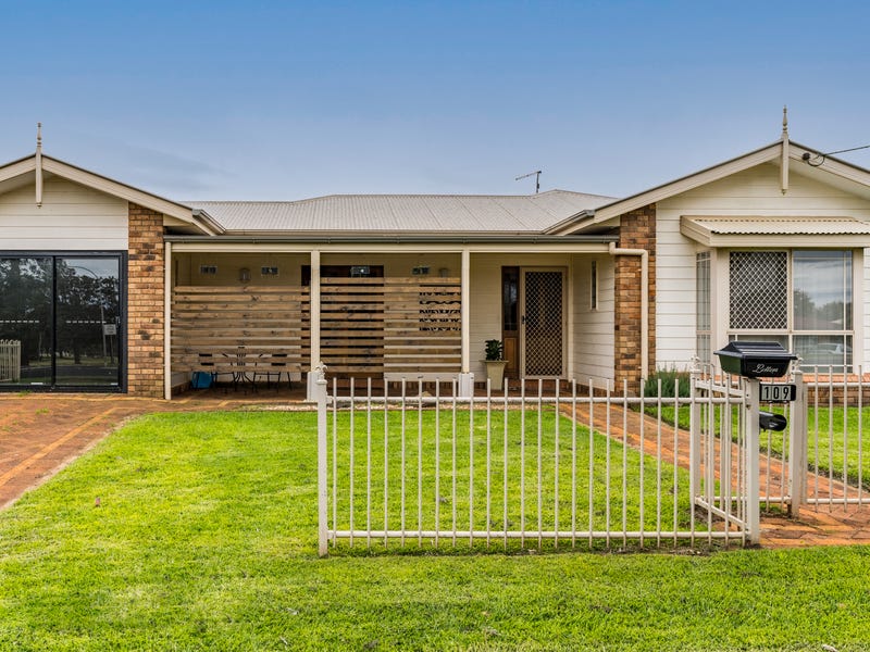 109 Hursley Road, Glenvale, QLD 4350