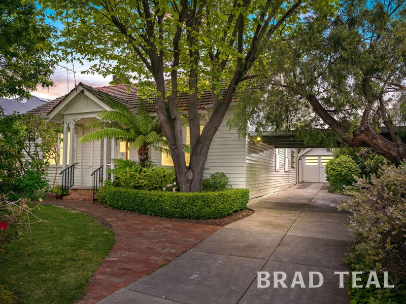 17 Banchory Street, Essendon, VIC 3040