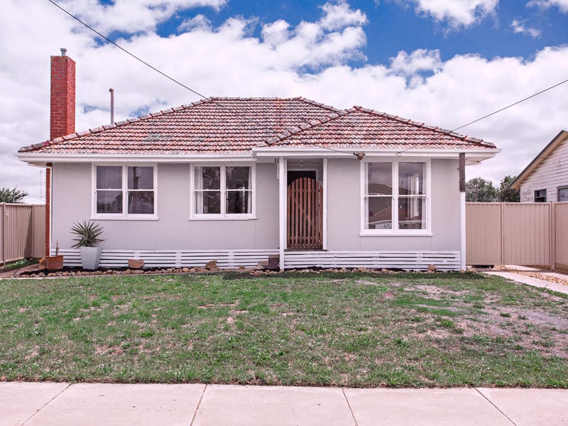 451 Gillies Street N, Wendouree, Vic 3355