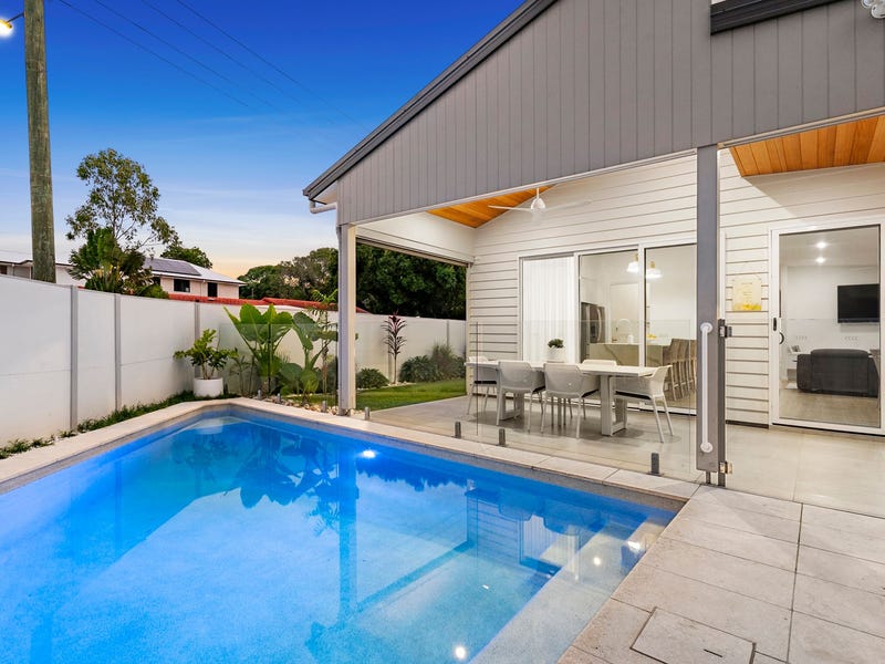 34 Blaxland Street, Golden Beach, QLD 4551