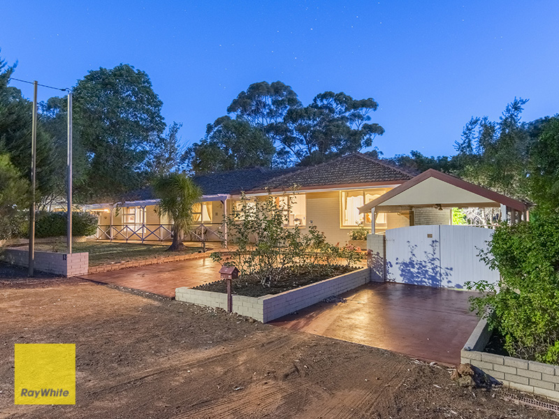 13 Springdale Road, Kalamunda, WA 6076