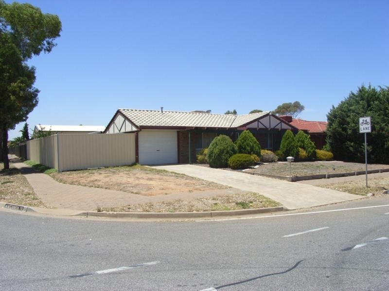 136 Andrew Smith Drive, Parafield Gardens, SA 5107