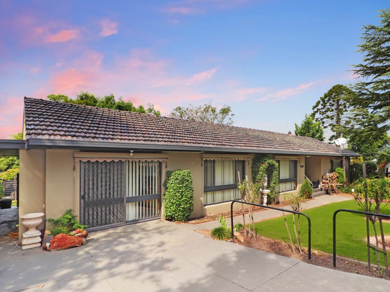 12 Tennyson Street, Orbost, Vic 3888 House for Sale